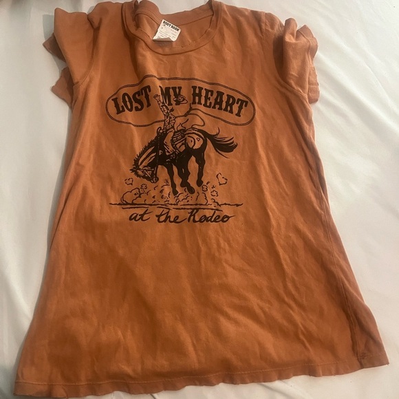 boot barn Tops - Women's Boot Barn Bandit Brand Shirt Lost My Heart at the Rodeo Medium distress